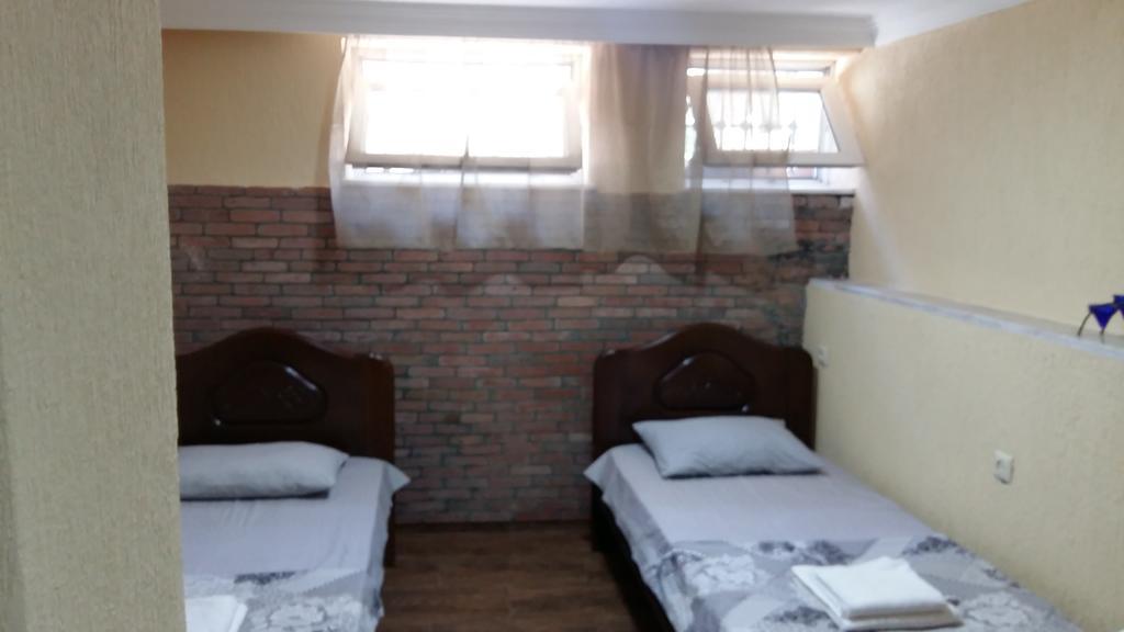 Guest House Kldiashvili Батумі Екстер'єр фото